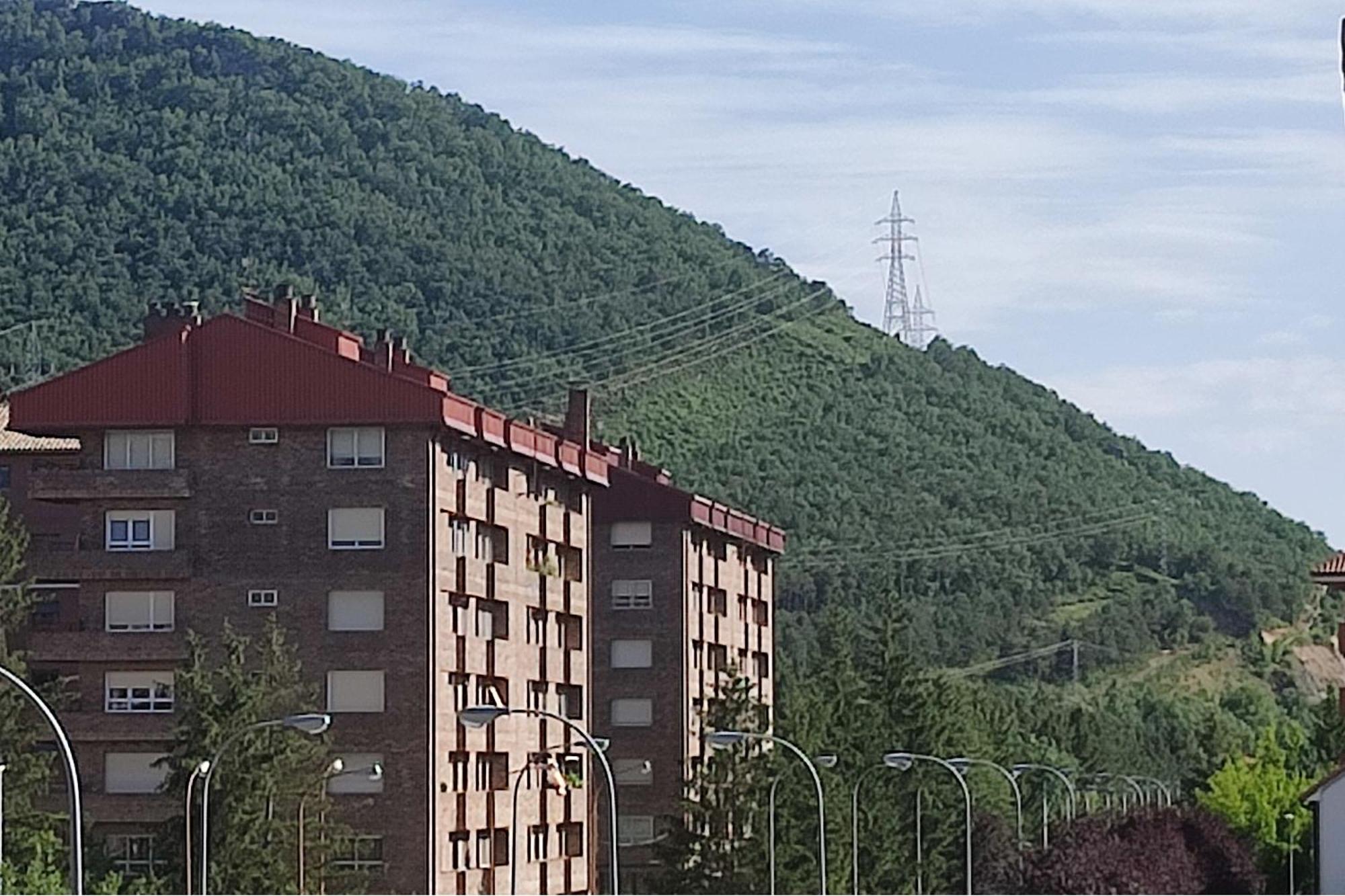 Apartamento O Mon Sabiñánigo Kültér fotó